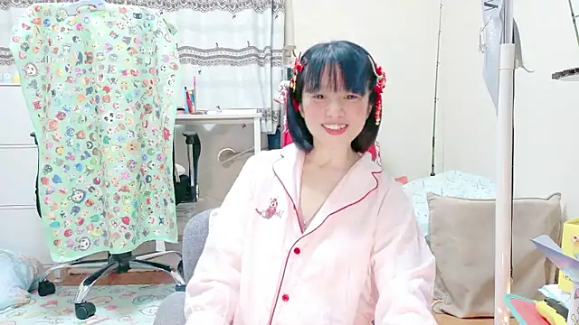 renapiyon8182 online show from June 12, 8:30 pm