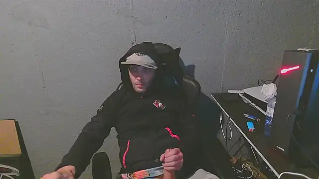 Superoz77 online show from December 17, 5:07 am