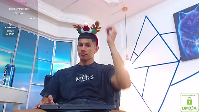 Snapshot of Valerio_20 chatting on December 9, 8:23 pm Valerio 20 online show from December 9, 8:23 pm