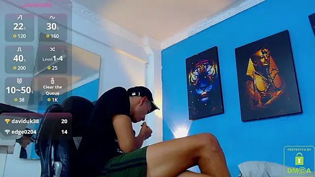 Snapshot of Valerio_20 chatting on January 7, 11:45 pm Valerio 20 online show from January 7, 11:45 pm