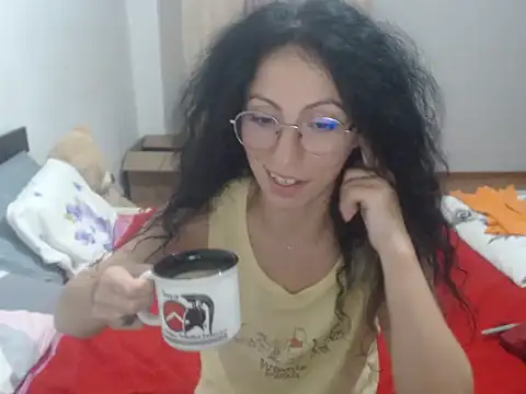 Snapshot of Emmatoo chatting on July 15, 5:40 pm Emmatoo online show from July 15, 5:40 pm