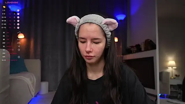 Amely Young online show from September 12, 1:06 am