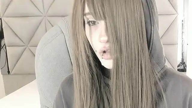 celestica rose online show from April 15, 10:10 pm