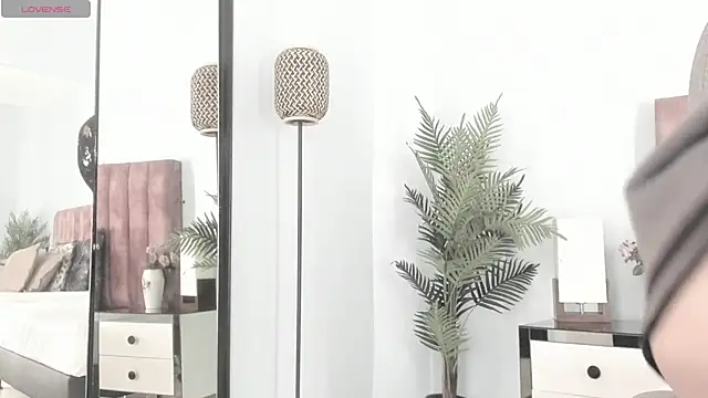 Snapshot of celestica_rose chatting on July 8, 11:09 pm celestica rose online show from July 8, 11:09 pm