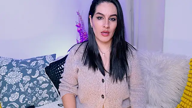 Snapshot of Pamela_Rosal chatting on October 1, 11:33 pm Pamela Rosal online show from October 1, 11:33 pm