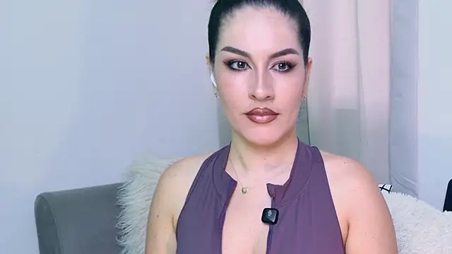 Snapshot of Pamela_Rosal chatting on November 4, 1:21 pm Pamela Rosal online show from November 4, 1:21 pm