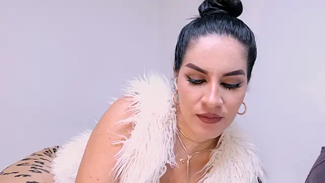 Snapshot of Pamela_Rosal chatting on December 2, 12:43 pm Pamela Rosal online show from December 2, 12:43 pm