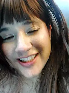 ItsNaiixa online show from March 8, 2:04 am