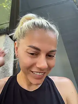 tanyagrey online show from June 26, 7:46 am
