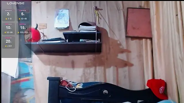 Snapshot of Alanagracia chatting on November 3, 6:42 pm Alanagracia online show from November 3, 6:42 pm