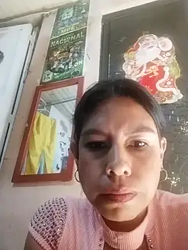 Snapshot of Alanagracia chatting on December 17, 1:06 pm Alanagracia online show from December 17, 1:06 pm