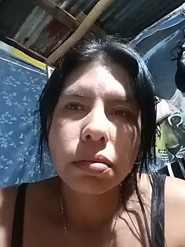 Snapshot of Alanagracia chatting on January 12, 2:28 am Alanagracia online show from January 12, 2:28 am