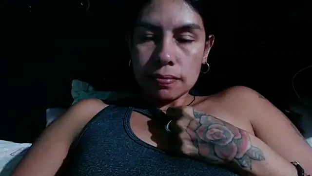 Snapshot of Alanagracia chatting on April 1, 8:17 pm Alanagracia online show from April 1, 8:17 pm