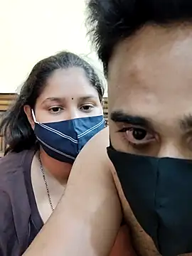 Snapshot of IND_COUPLE1 chatting on February 5, 6:15 pm IND COUPLE1 online show from February 5, 6:15 pm