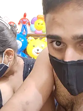 Snapshot of IND_COUPLE1 chatting on February 25, 7:36 pm IND COUPLE1 online show from February 25, 7:36 pm