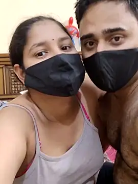 Snapshot of IND_COUPLE1 chatting on March 7, 4:00 pm IND COUPLE1 online show from March 7, 4:00 pm