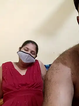 Snapshot of IND_COUPLE1 chatting on March 20, 5:40 pm IND COUPLE1 online show from March 20, 5:40 pm