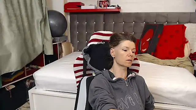 kellyterapy online show from May 16, 1:13 am