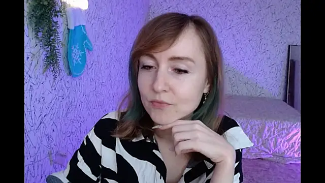 Athena Richards online show from March 20, 9:48 am