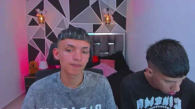 Juan Nd Steven online show from February 11, 10:15 pm