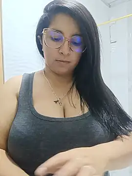  Angelinaandrade  online show from July 28, 1:12 am