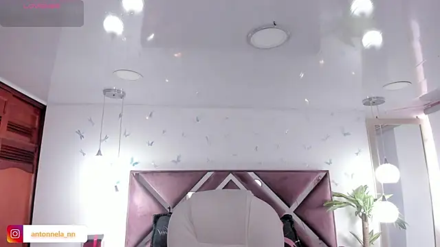  Antonnela  online show from December 15, 2:43 pm