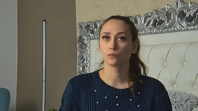 AliceMunro online show from April 4, 7:33 pm