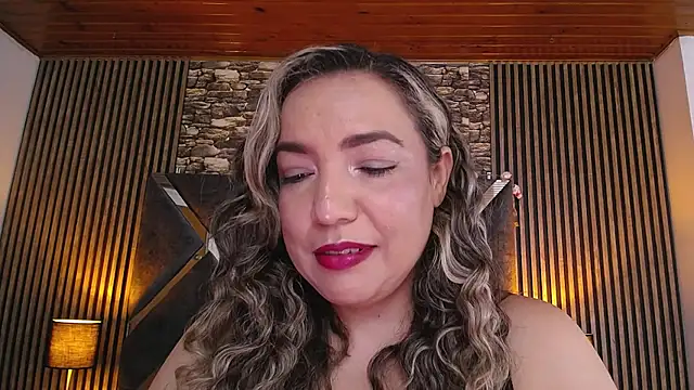 marie hss online show from February 12, 8:15 pm