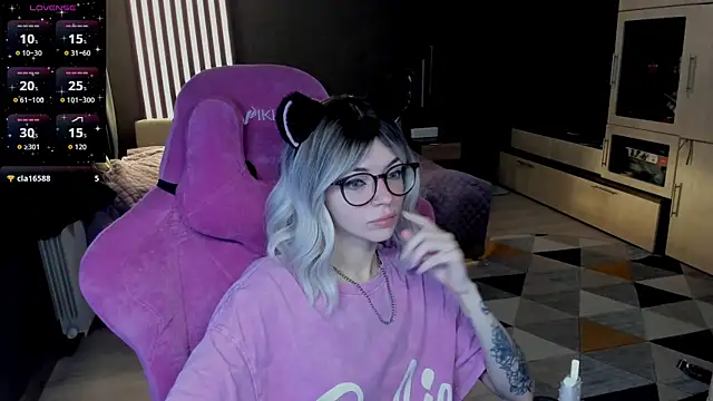 The love project online show from April 9, 11:32 pm