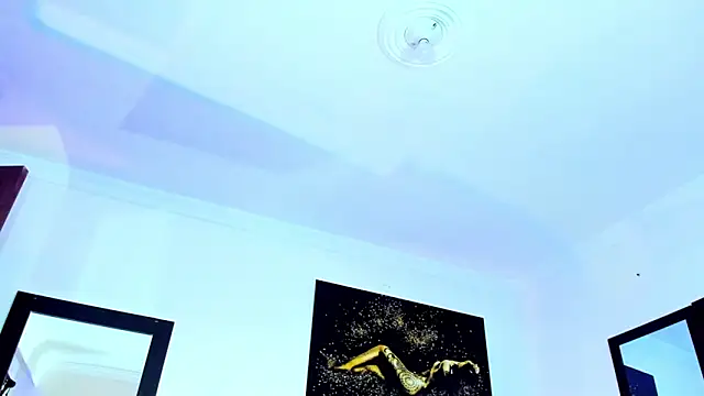 KimberlyBanks2 online show from February 5, 10:20 am