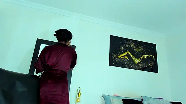 KimberlyBanks2 online show from March 4, 9:59 am