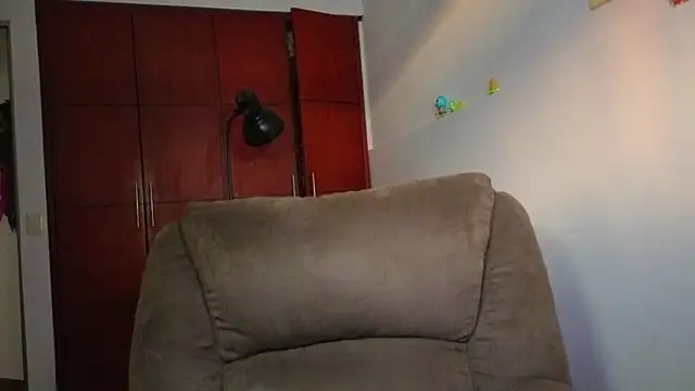 NEXT DOOR GIRL  online show from February 28, 10:44 pm