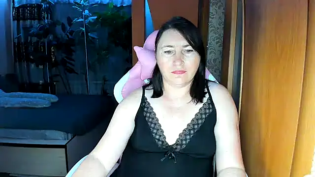 Snapshot of Tatyana51 chatting on July 18, 6:23 pm Tatyana51 online show from July 18, 6:23 pm