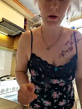 Tina Alev online show from July 25, 7:17 am