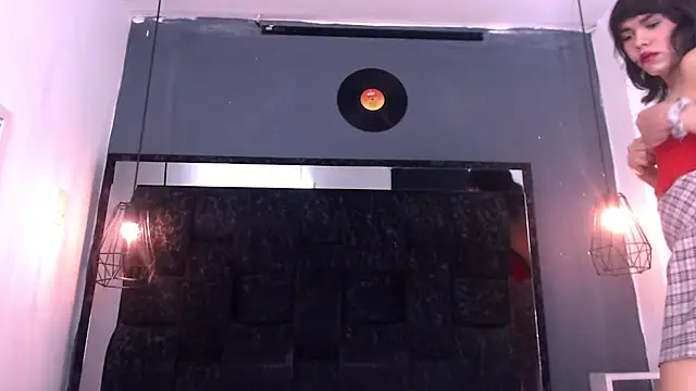 AndreaGil  online show from March 4, 12:33 pm