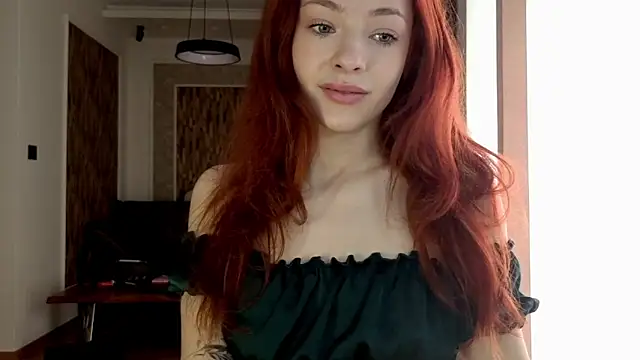 MiaRouge online show from March 17, 7:12 am