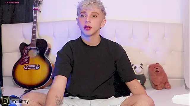lil tay  online show from January 11, 2:04 pm