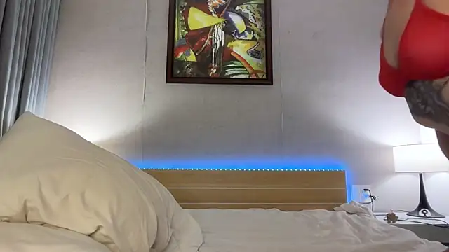 MiaDavis21 online show from March 11, 4:13 pm