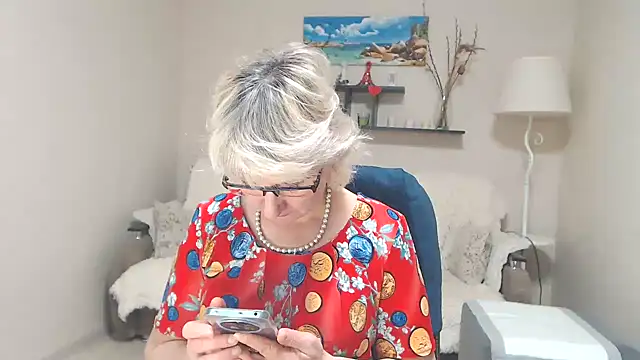 FleurMays online show from February 28, 6:10 am