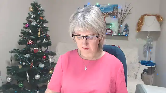 FleurMays online show from December 16, 5:56 am