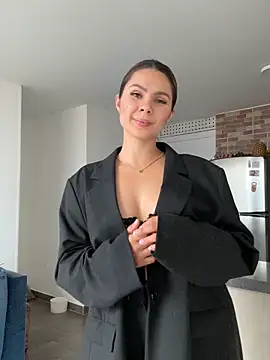 SofiaG  online show from February 22, 6:06 pm