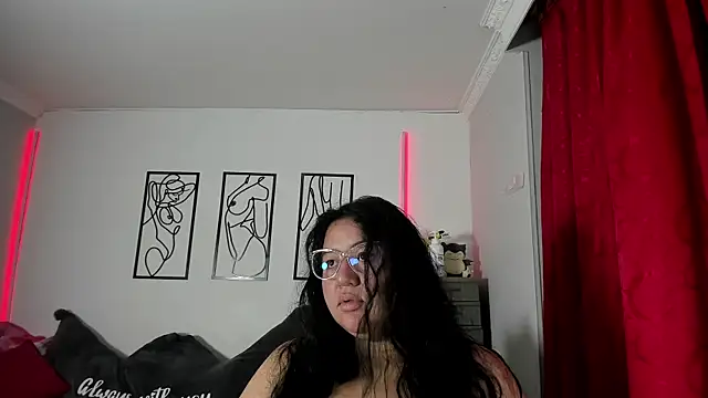 RubyPirsso18 online show from January 14, 7:30 pm