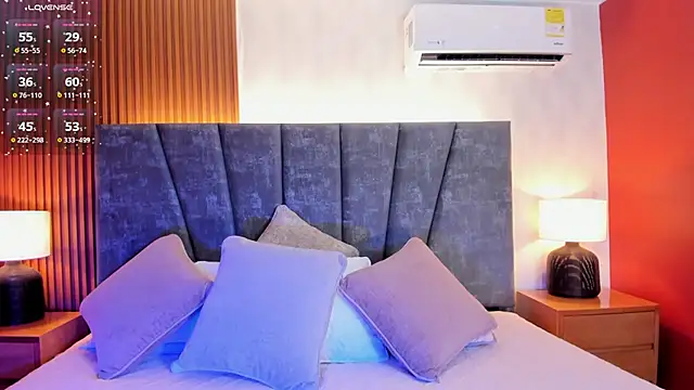 Ada  lee  online show from December 17, 1:33 am