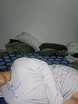 cinnaminnie online show from February 25, 6:28 pm