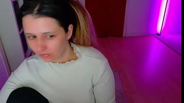 jenna-sxy19 online show from September 26, 10:30 am