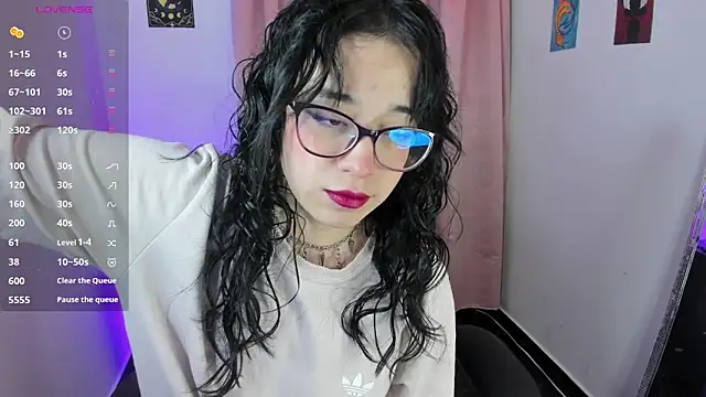 Snapshot of indra_cam chatting on January 16, 2:59 am indra cam online show from January 16, 2:59 am