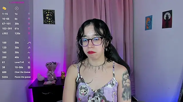 Snapshot of indra_cam chatting on March 2, 3:30 am indra cam online show from March 2, 3:30 am