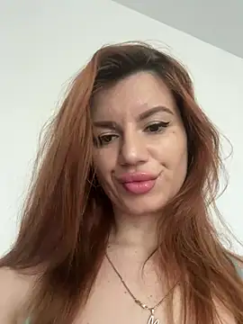 Snapshot of MayaMR chatting on June 10, 8:02 am MayaMR online show from June 10, 8:02 am