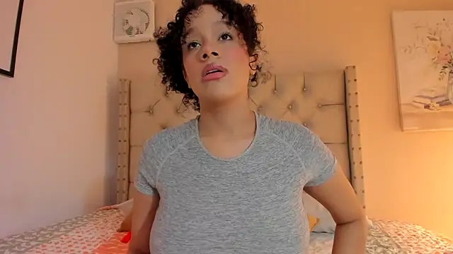 vanesasexyhot21 online show from December 21, 1:46 am