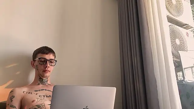 anahori  simon online show from April 6, 4:46 am